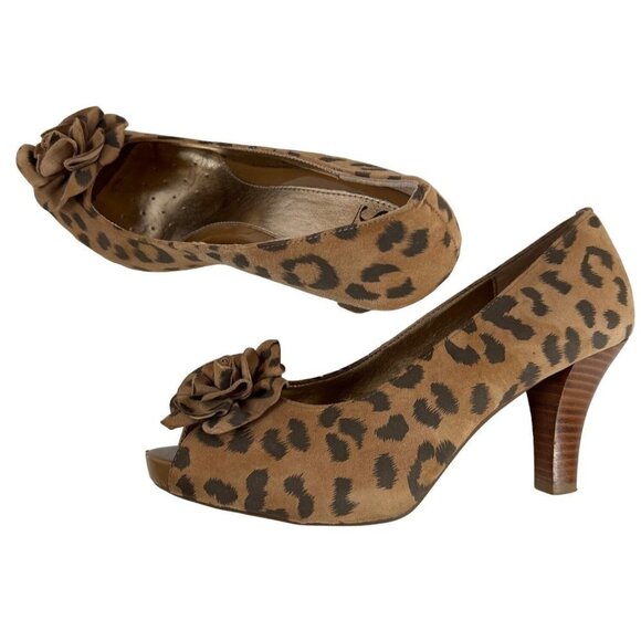 Sofft Size 8 Tan High Heeled Pump Suede Leather Printed Leopard Peep Toe Rosette - Picture 7 of 13